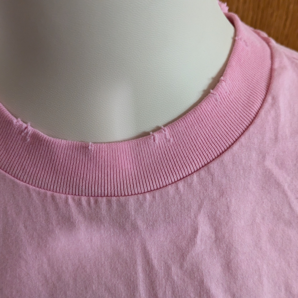 Elwood Classic Pink Gradient T-Shirt - Picture 2 of 3